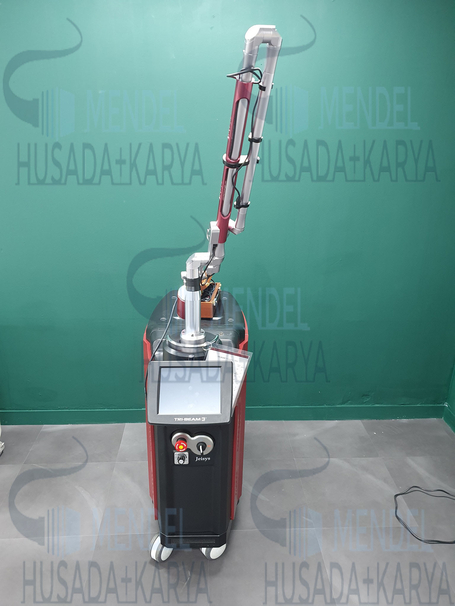 JEISYS Tri-Beam K Q-Switched Nd:YAG Laser System