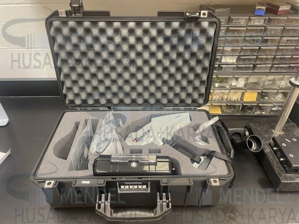 Bruker TRACER 5i spectrometer