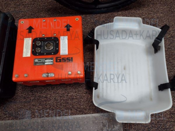 Sale - GSSI SIR 3000 GPR System with 4002  70Mhz Antenna - Image 4